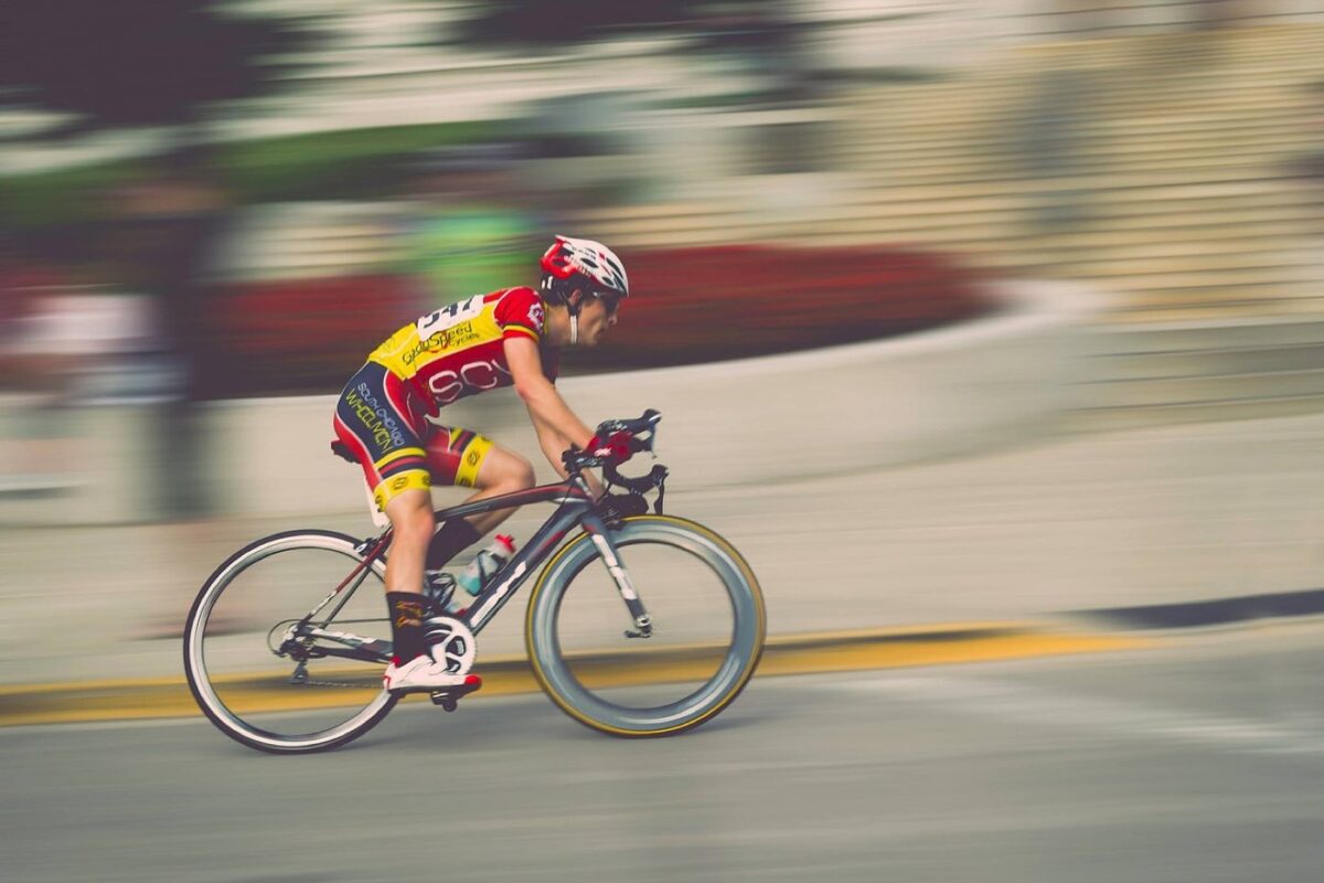 Déficit calorique et sport : résistance, aérobie ou combinés