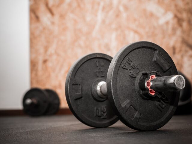 Créer un espace fitness minimaliste chez soi