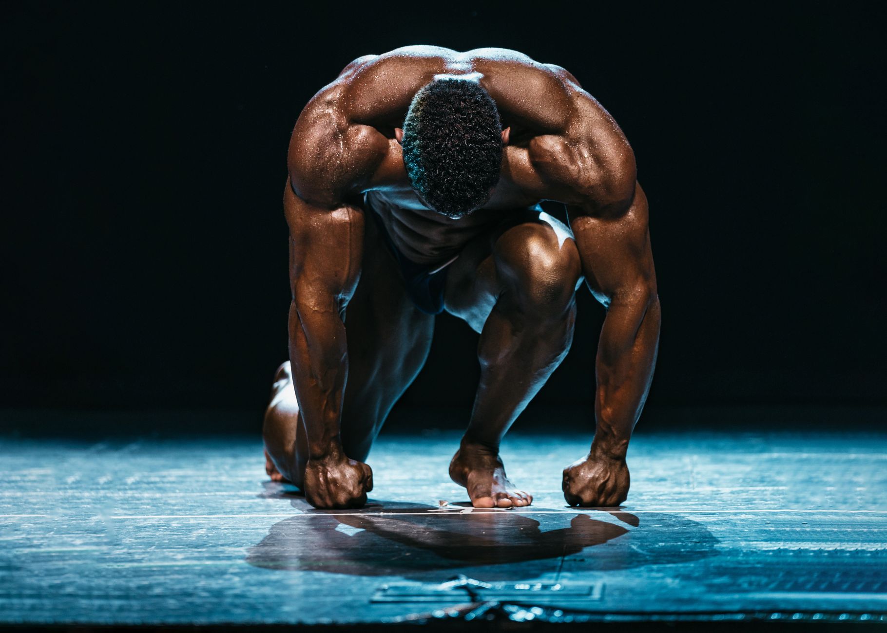 Déficit calorique et muscle : gagner de la masse maigre ?